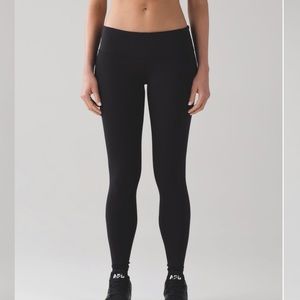 Lululemon wunder under low rise black size 4